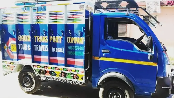 Commercial Goods Transport Truck